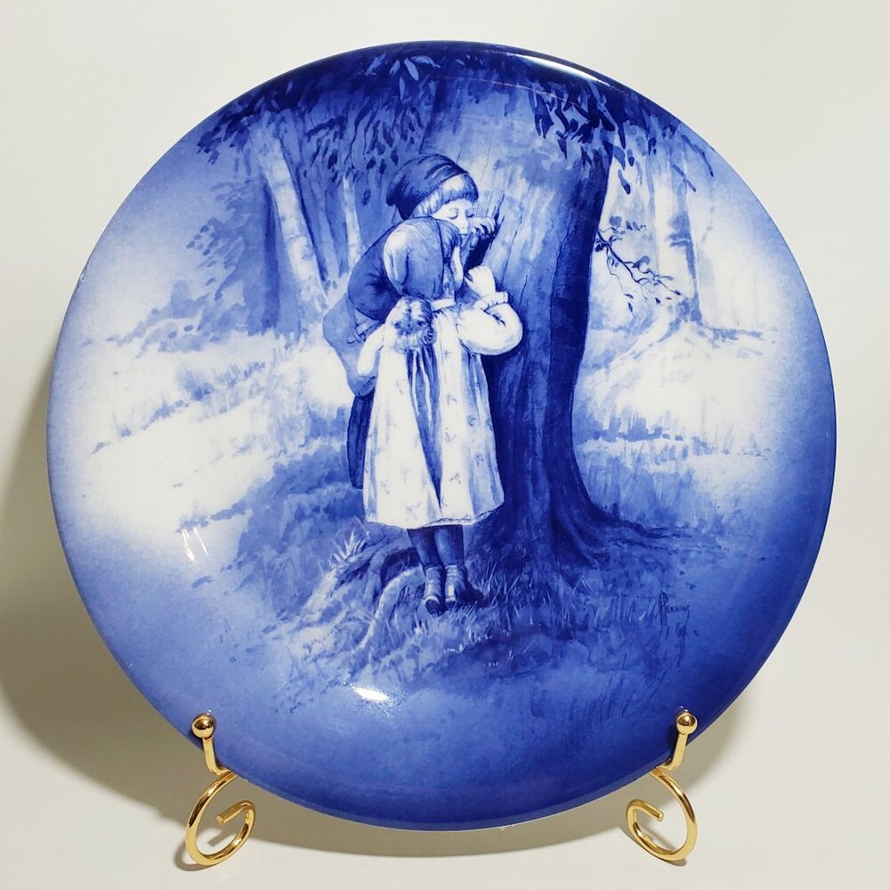 DJC Collectables Blue & White Children Wall Plate Royal Doulton Style, England